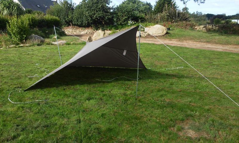 Montage du tarp de type diamond